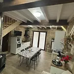 Aturuxo, Casa Dos Mestres * Trasmiras