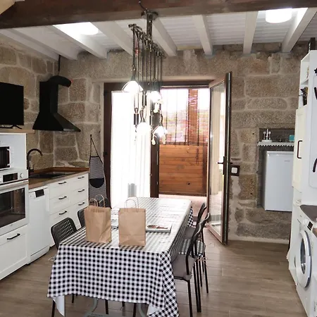 Holiday home Aturuxo, Casa Dos Mestres *